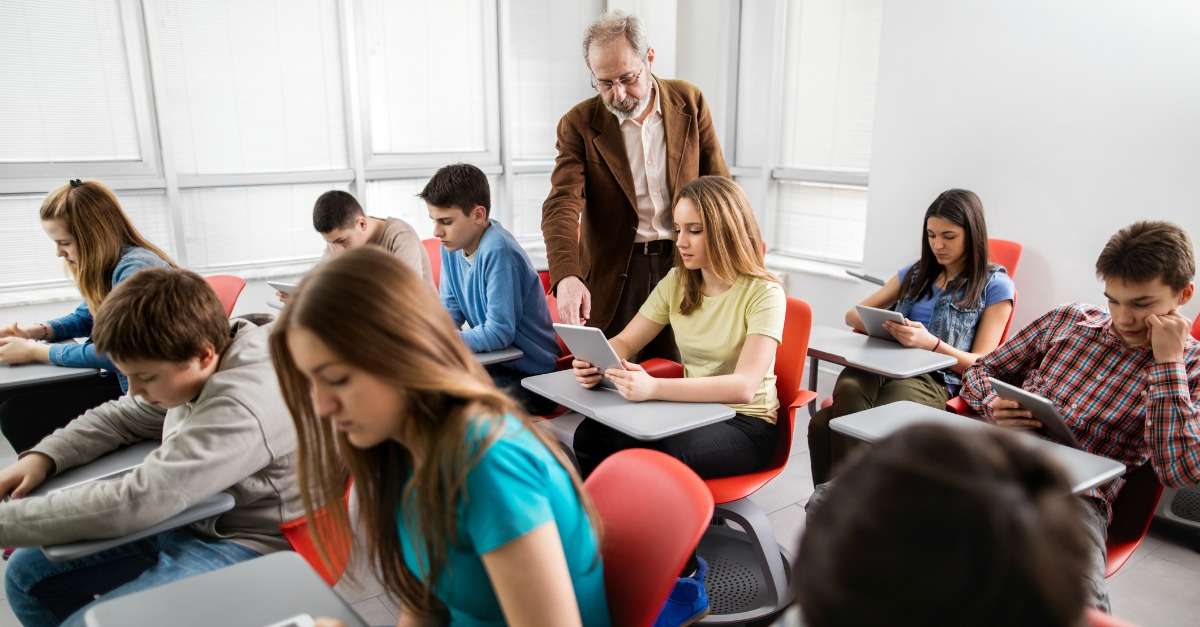 cours sur les risques numériques au collège