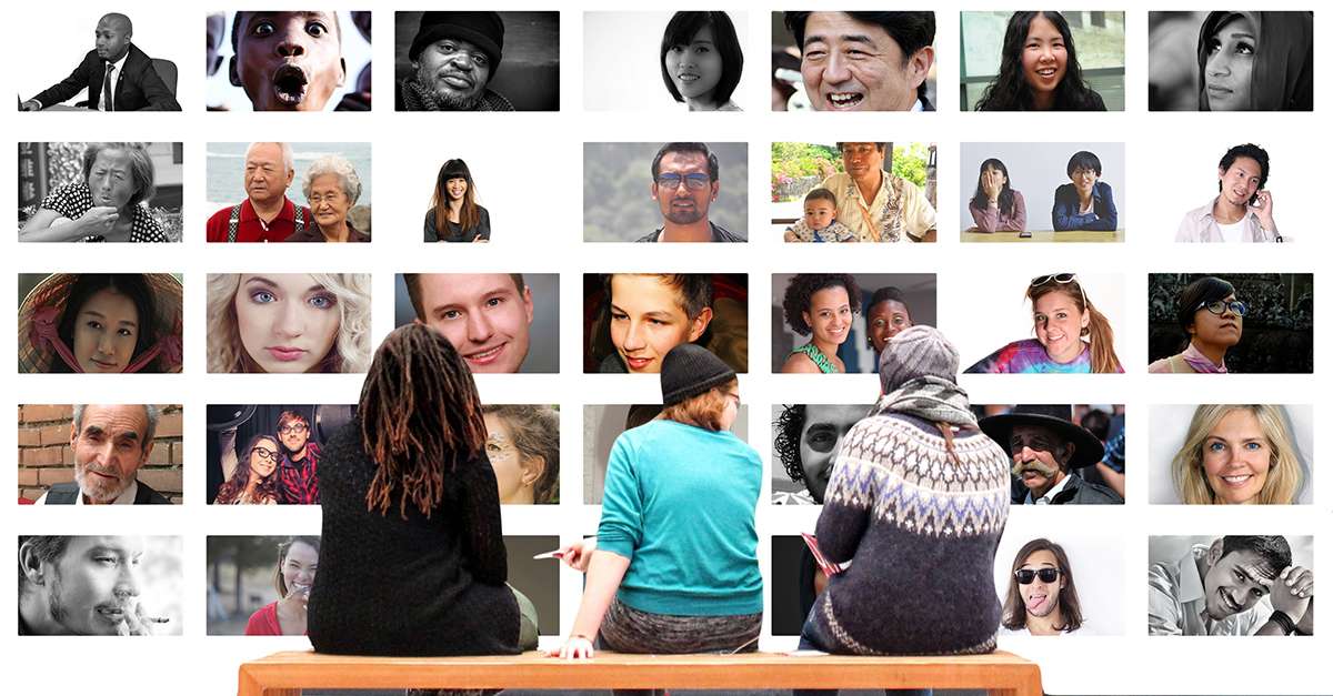 mur de portraits de gens différents