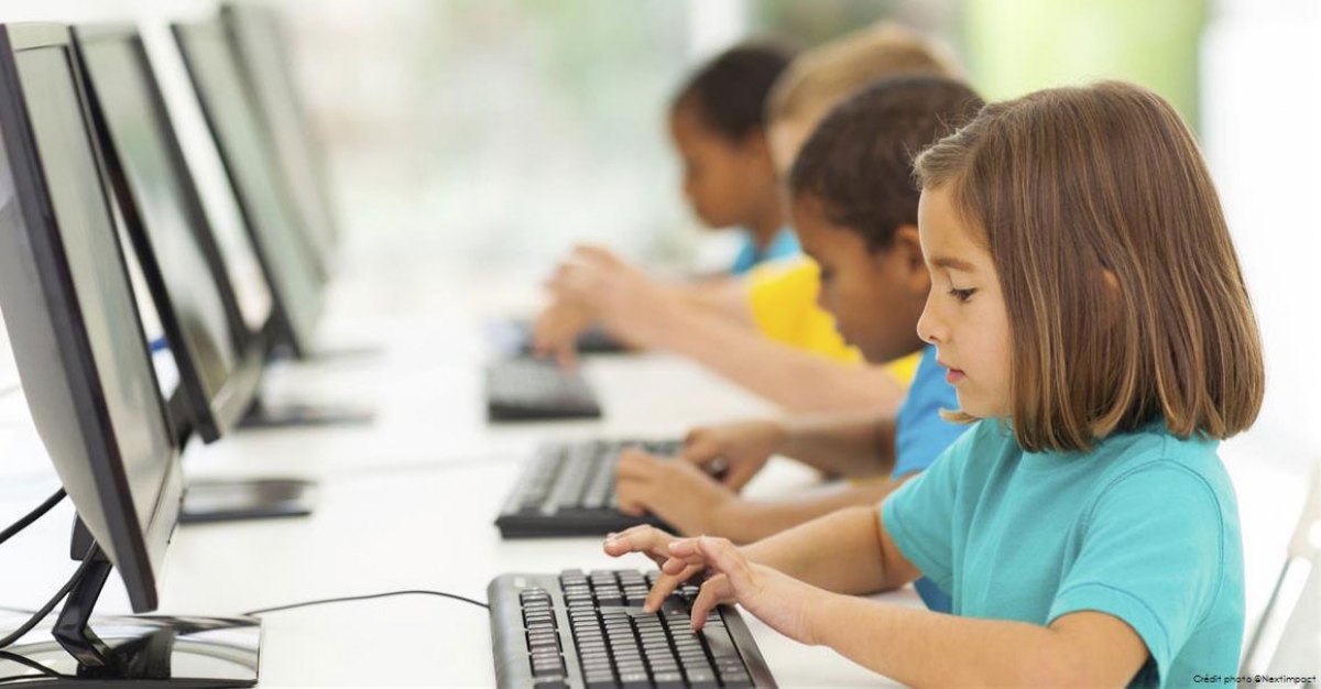 Faut-il faire entrer les réseaux sociaux à l’école ?