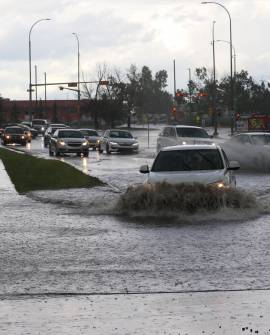 inondations-voiture-ville.jpg-1.png