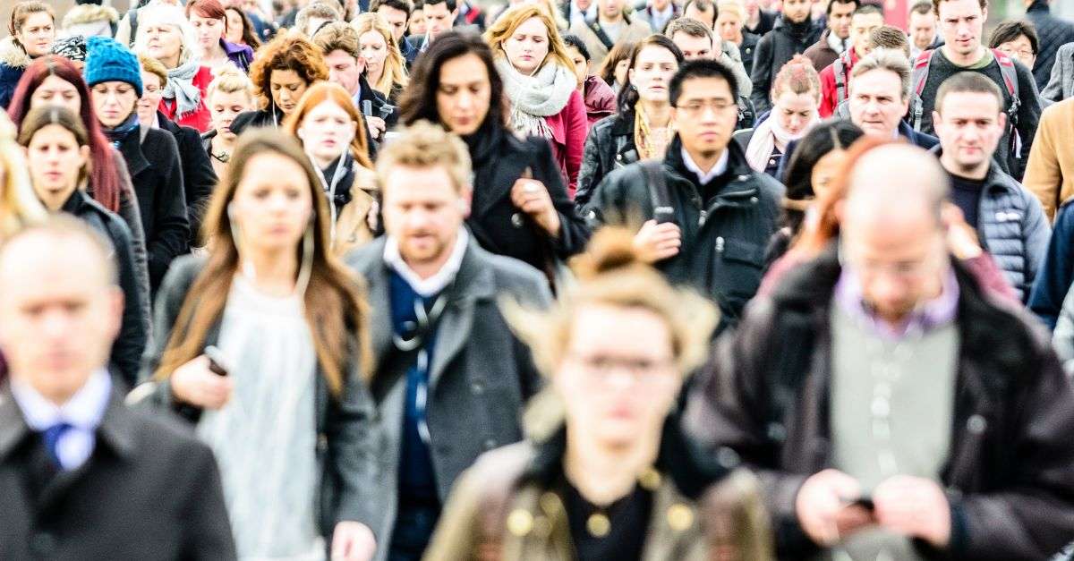 foule dans la rue