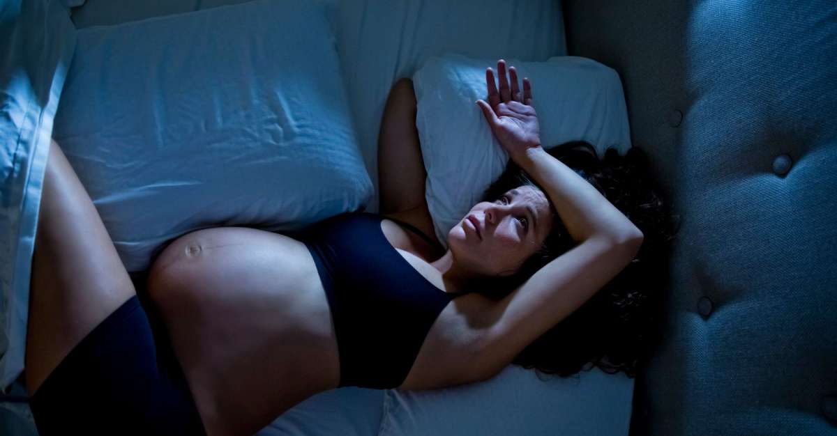 Femme enceinte insomniaque