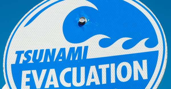 Panneau d'évacuation tsunami